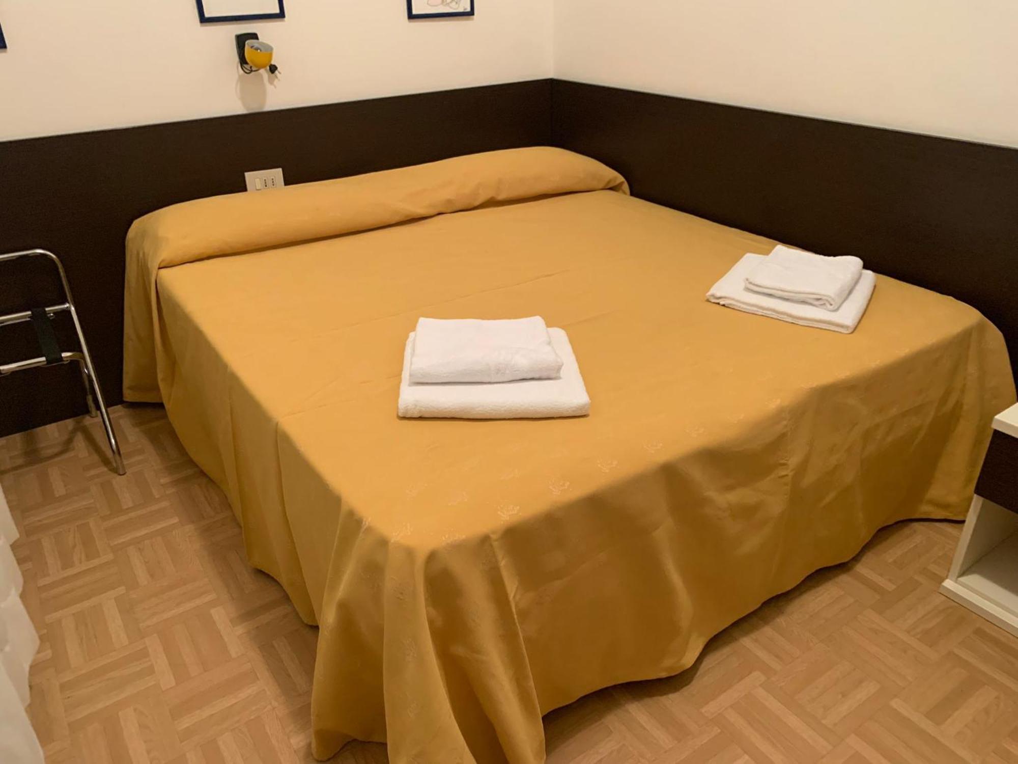 Hotel Aspe 比比翁 外观 照片